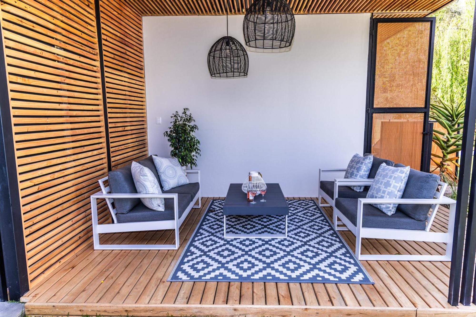 4 Lulworth * Johannesburg
